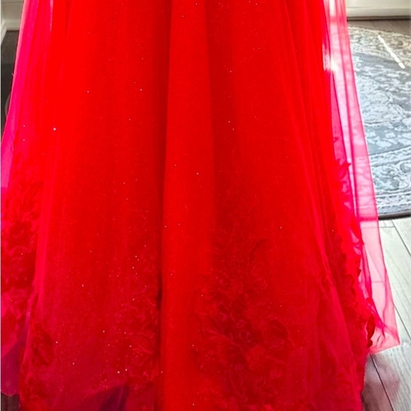 Sherri Hill stunning red formal gown Sz 14 - Picture 5 of 5